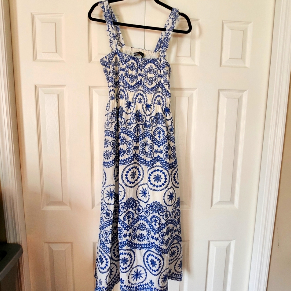 Zara Blue and White Open Back Embroidered Women's Dress Scalloped Hem Smocked